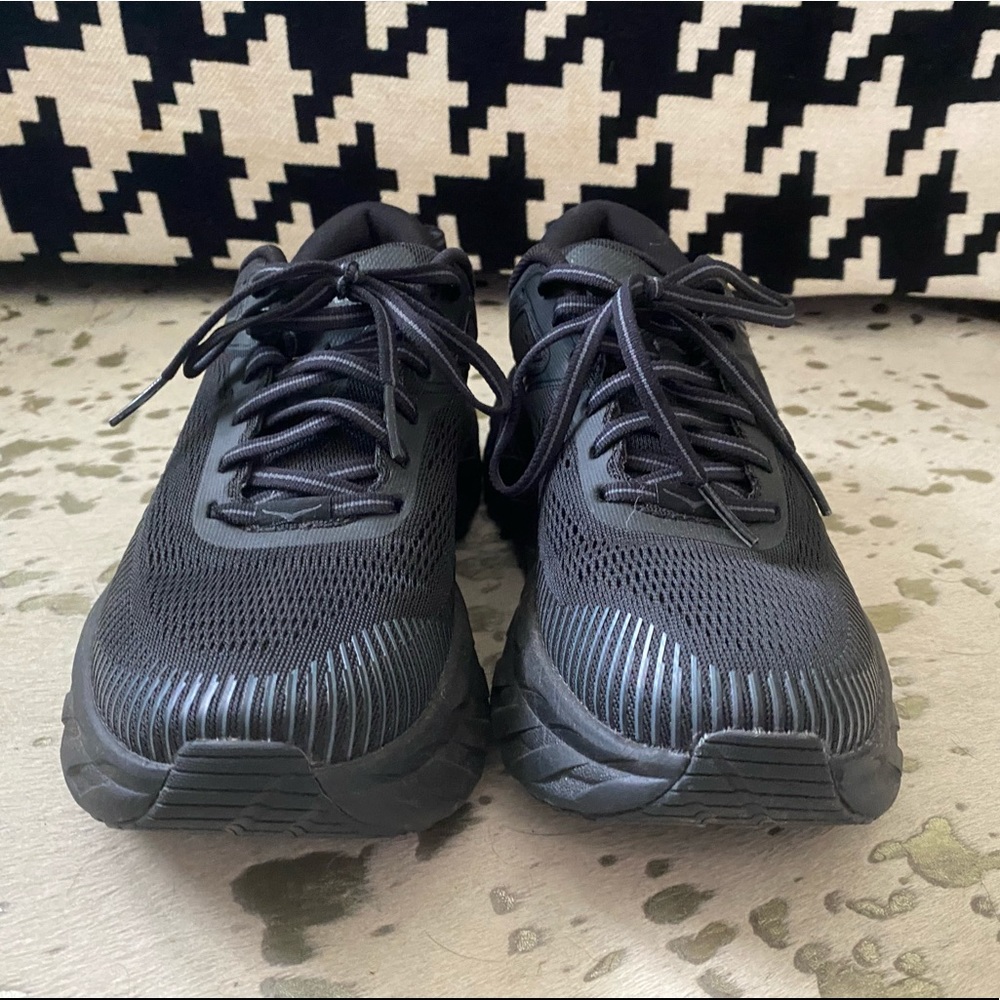 HOKA ONE ONE Bondi 7 Running Shoes